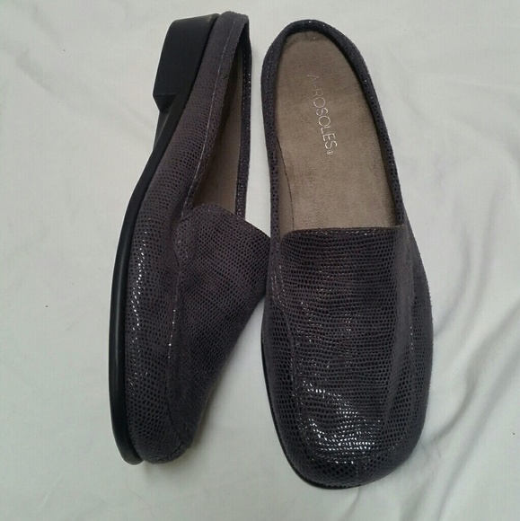 aerosoles slip on